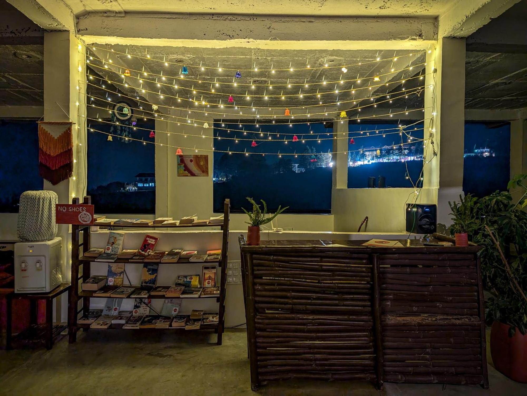 Hobo Hostel Dharamshala Exterior foto